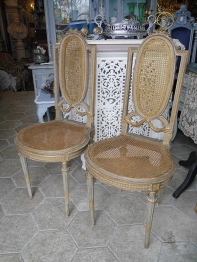 Chair (1110A-24)