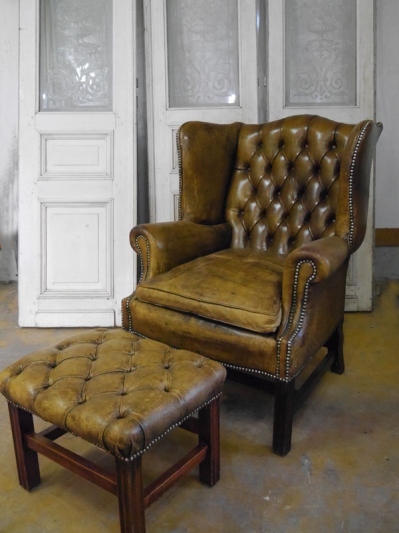 Chair & Ottoman (H-1)