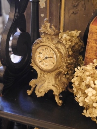 Antique Clock (F59-21)