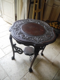 French Table (EU893)