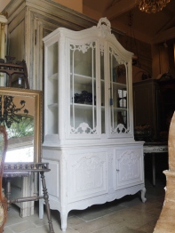Armoire Glass Cabinet (083-22)
