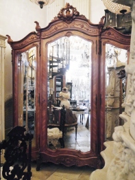 Armoire Cabinet (Three Mirrors) (EU2646)