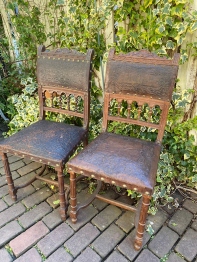 Chair (49001-09)