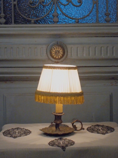 Table Shade Lamp (H23-23)