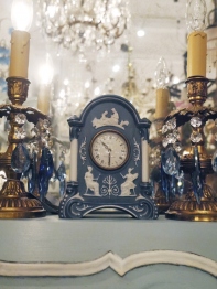 Antique Clock (EU2614)