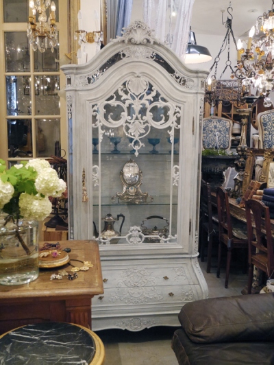 Armoire Glass Cabinet (979-16)