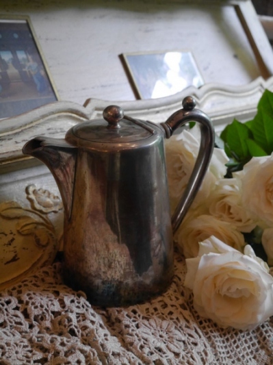 Antique Coffee Pot (M-1)