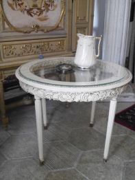 French Table (EU2191)