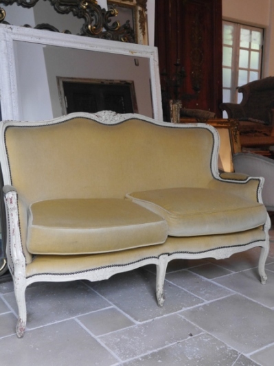 French Sofa (U042)