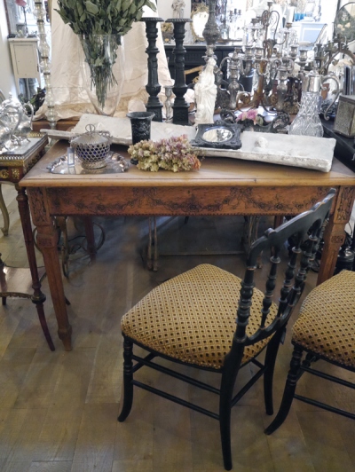 French Table (320-19) 