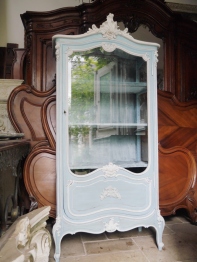 Armoire Glass Cabinet (292-23)