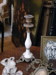 Candle Stand (E19-20)