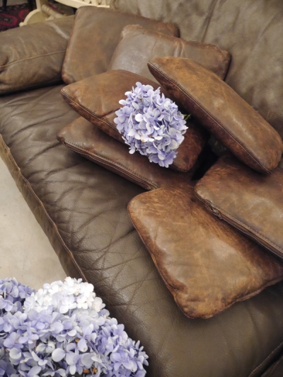 Leather Cushion (04602-07)