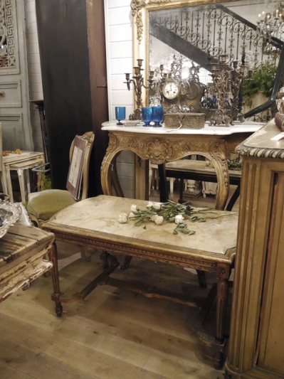 French Table (602-15)