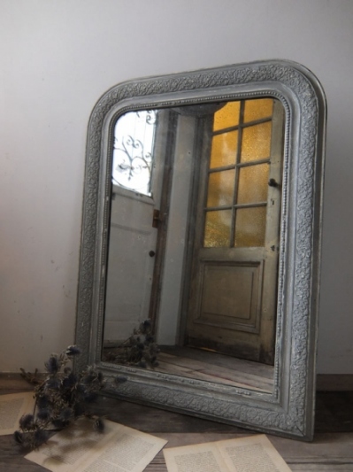 French Mirror (J)