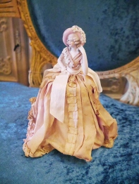 Antique Doll (H28-23)