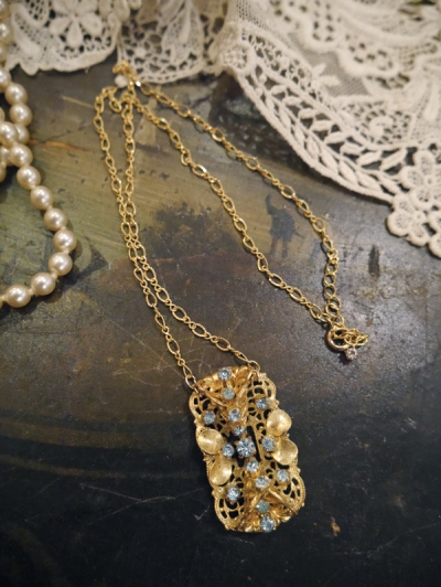 Necklace (BN038)