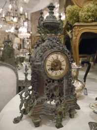 Antique Clock (266-18)