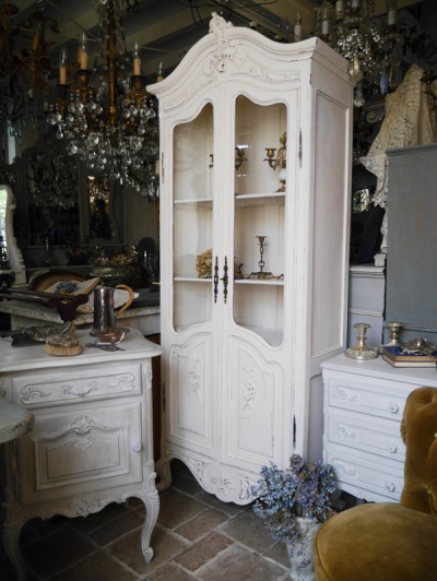 Armoire Glass Cabinet (094-21)