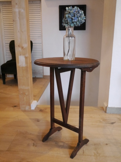 Side Table (004-21)