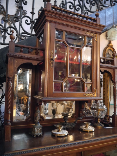 Glass Cabinet (141-21)