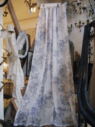 Lace Curtain  (BN143)