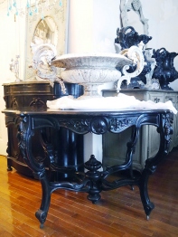 French Table (SK384)