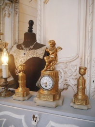 Antique Clock & Candle Stand (EU1019)