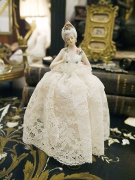 Antique Doll (L017-26)