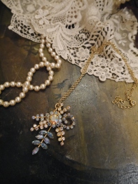 Necklace (BN039)