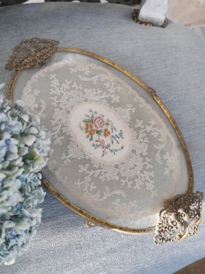 Lace Tray (N12)